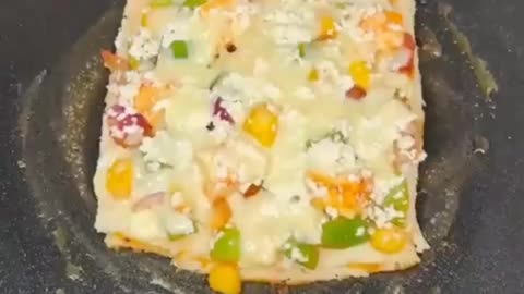 How about "Easy & Delicious Bread Pizza Recipes: A Twist on a Classic Favorite"?