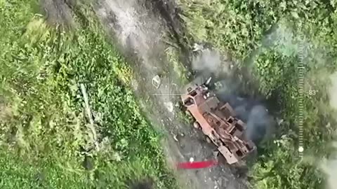 Video of the destruction of enemy forces in Novosyolivske in the Kupyansk direction.