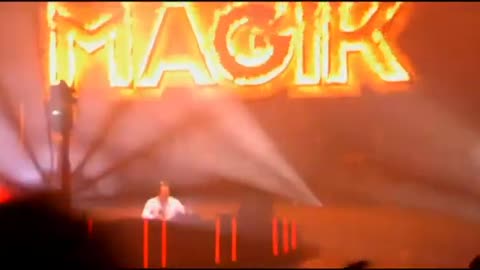 Tiësto - Forever Today (Tiësto in Concert 2 - 2004)