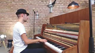 Despacito (Piano Cover) - Peter Bence