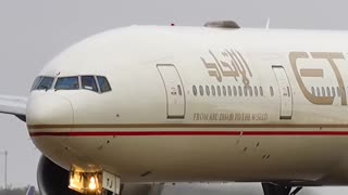 GE90 POWER! Etihad 777 Retro Takeoff from Manchester