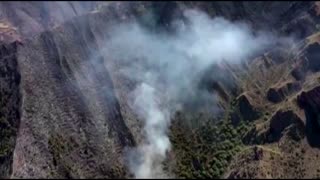 Drone footage captures wildfires raging in Peru