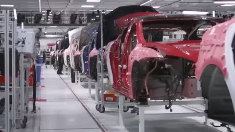Tesla just started a price WAR, but the others have no WEAPONS !!!