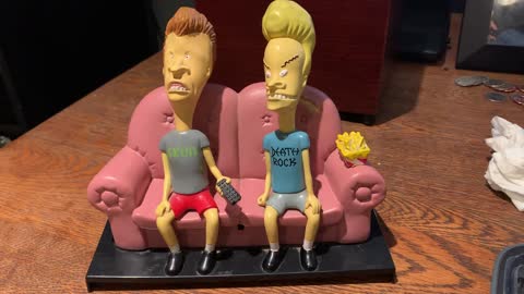 Beavis & Butthead Critique Television