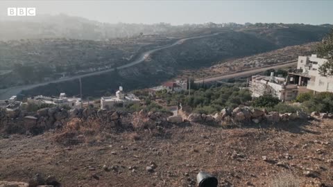 Israel-Gaza war: Inside the West Bank'sdivided areas - BBC Newsnight