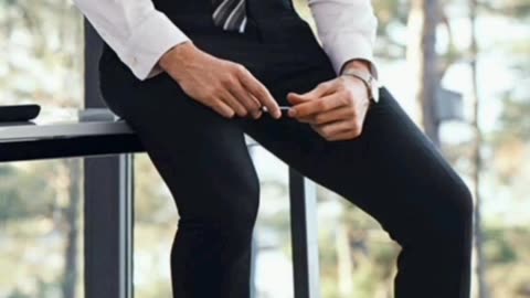 Want To Work Better and Live Longer? Don’t Wear A Tie