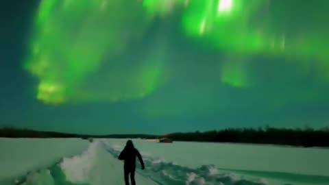 Mesmerizing Capture of the Northern Lights: A Breathtaking Encounter with Nature's Splendo