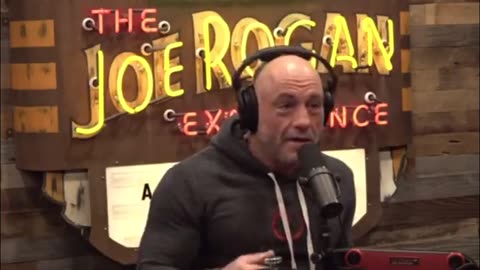 "It Was F*cking Bananas!... Over a Minute of People Screaming at the Top of Their Lungs!" - Joe Rogan and Bo Nickal on Trump Entering the Arena at MMA Fight