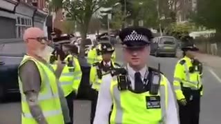 Illegal arrests for peaceful gathering to pro-test ulez!