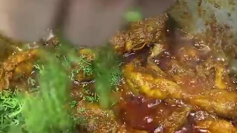 Chicken bhuna masala with naan