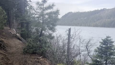 Leaving Boat Dock & Continuing on the Shoreline Loop – Suttle Lake – Central Oregon – 4K