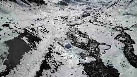 Artificial glaciers go up in Chile's Andes