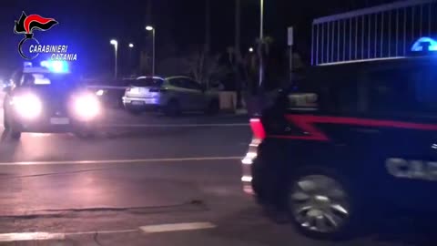 Catania - Blitz antidroga alla 'Fossa dei leoni', 14 arresti