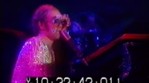 Elton John - Lucy In The Sky With Diamonds = Live London 1974
