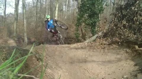 Moutain Bike Jump Gone Terribly Wrong