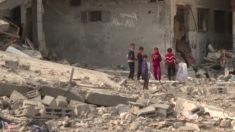Khan Younis residents return to destroyed homes | Israel-Hamas war | Sky News