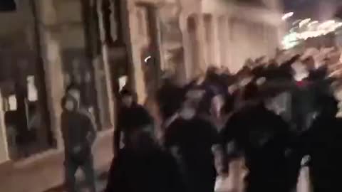 French nationalists in the streets of Lyon are ready to fight protesters