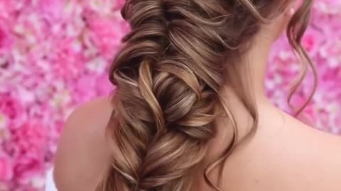 Simple and cute hairstyle for everyday