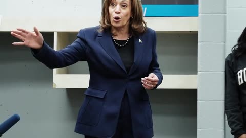 Kamala Harris Gives Most Cringeworthy Postgame Speech