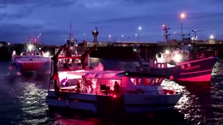 French block British boat amid fishing row