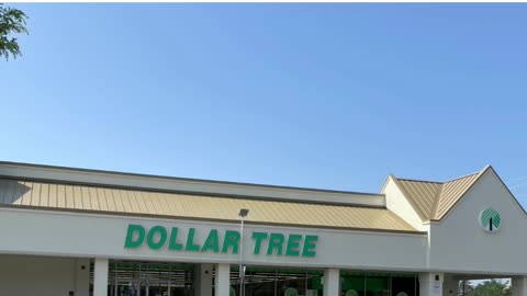 Wealthy Americans are flocking to the dollar store!