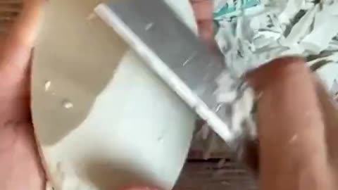 Dry soap cutting