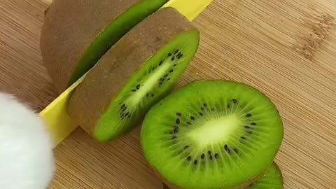 It’s time for some kiwi jello