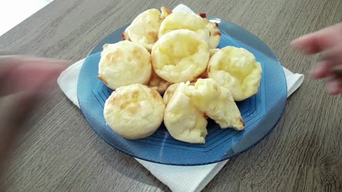 Cheese Muffin