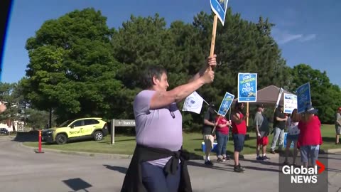 LCBO stores closed as Ontario-wide strike begins