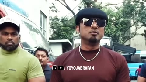 T-SERIES POST ON YO YO HONEY SINGH ‼️ YOYO X THE ROCK (REAL OR FAKE)⁉️ KUDE CHAMKILA