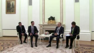 Putin meets Assad, eyeing U.S. forces in Syria