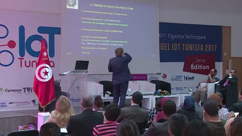 lan F. Akyildiz A.U. anual forum of l'IOT TUNISIA (2017)