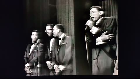 Ooo Baby Baby: Smokie Robinson and The Miracles 1960's