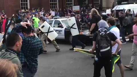 Aug 12 2017 Charlottesville 2.0.0 fighting between Antifa, far left, Unite the right protestors