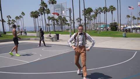 Nerd Exposes Hostile Hoopers at Venice Beach