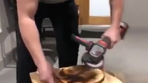 This tool will help to create the best looking pizza😂🍕