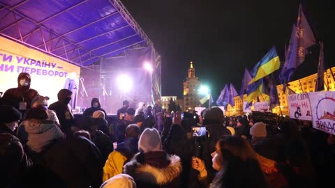 Manifestantes exigen en Kiev destitución Zelenski por querer negociar con Rusia