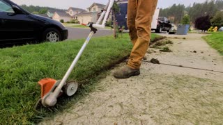 Homeowner AMAZED After I Mowed & Edged Her OVERGROWN Lawn