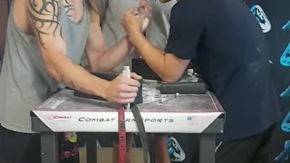 Armwrestling!! Left handed Under 75kg, NZ Tournament