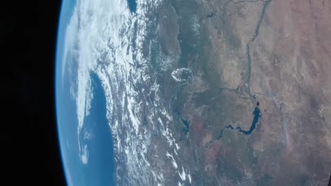 REAL video of the EARTH with a Fisheye lens from SPACE