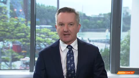 Energy minister Chris Bowen to meet with states over energy prices | 7NEWS