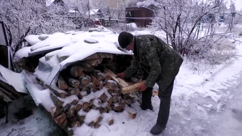Ukraine's devastated Lyman faces harsh winter
