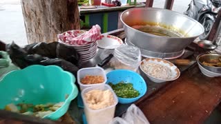 street food vendors are very popular