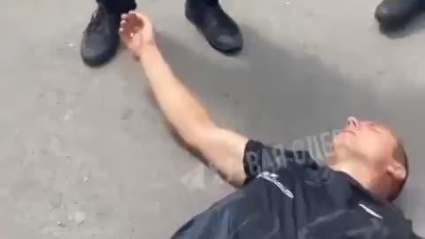 A Ukrainian tried to talk to the police about some rights