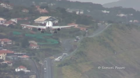 Beastly CROSSWIND LANDINGS in Madeira 💨💨