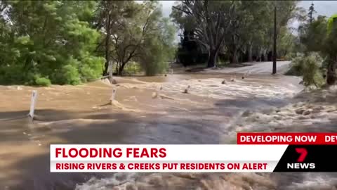 Snow falls in parts of South Australia amid flood warnings for mid north towns | 7NEWS