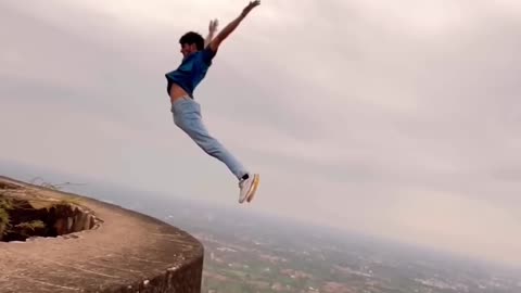 Parkour pov 🔥/Don’t try this at home ?😱 #shorts #youtubeshorts #shortvideo #parkour #abhichoudhary