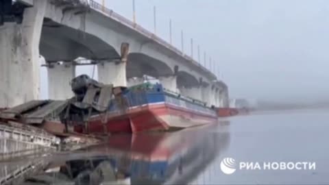 Russian TV shows collapsed bridge and dam in Kherson while their retreats seen via satellite images