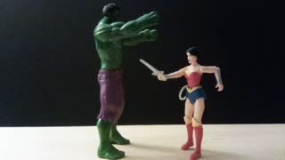 Hulk vs. Wonder Woman