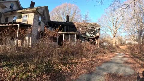 Abandoned 1971 Horror Film Location House in Connecticut I Think It's Haunted